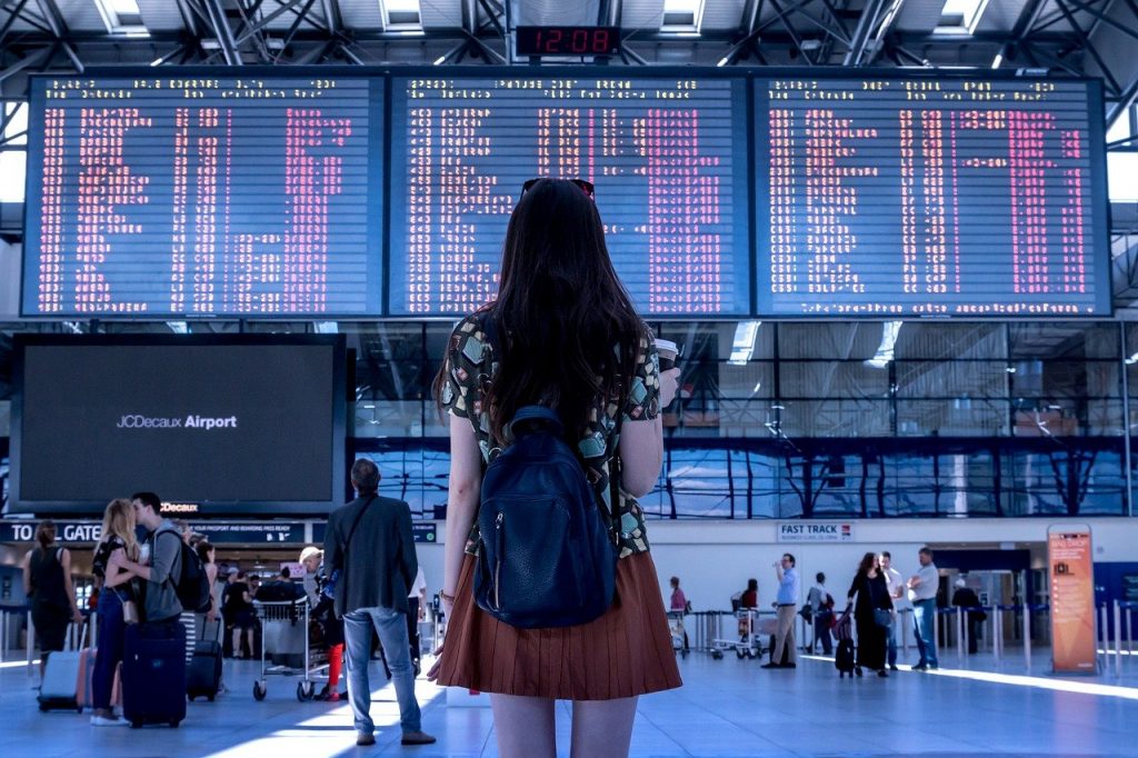 airport transport woman 2373727