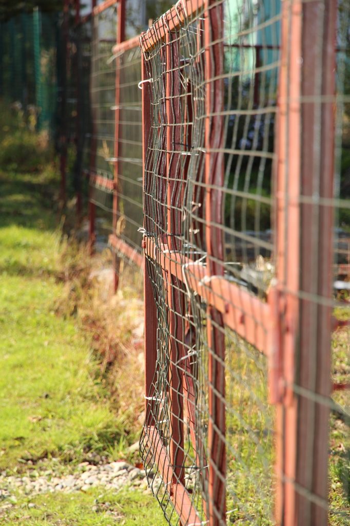 Дано определение прилегающей территории 7 fence 5843573 1280
