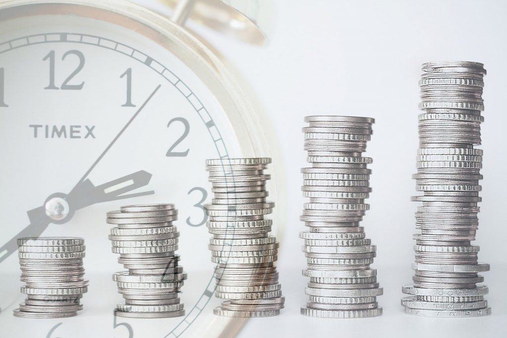 Напоминать клиентам об истечении срока вклада рекомендуется за 3 дня 4 investment finance time 3247252