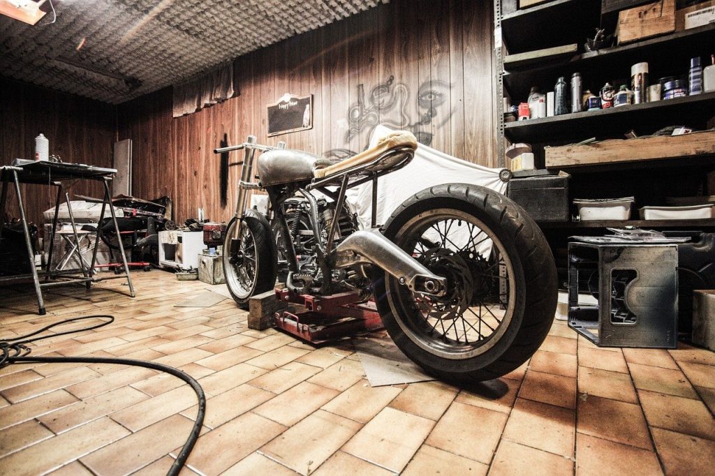 motorbike garage repairs 407186