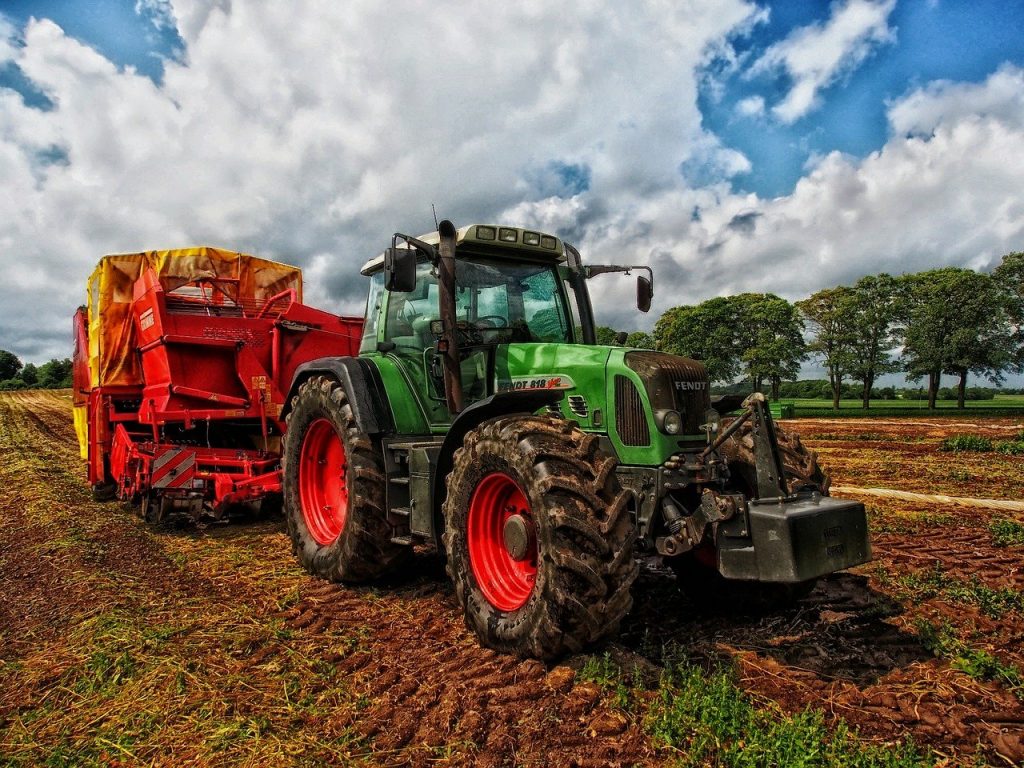 tractor rural farm 385681