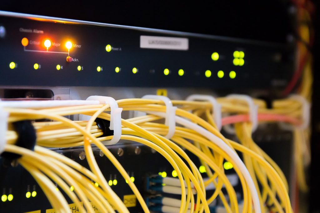 cyberspace data wire 2784907