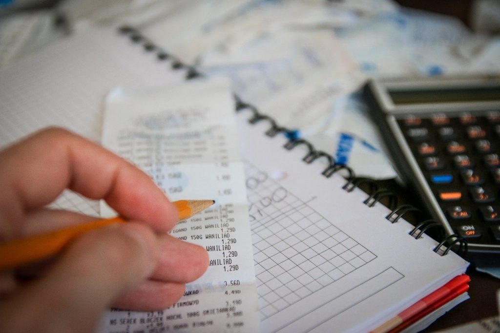 money bills calculator 256312