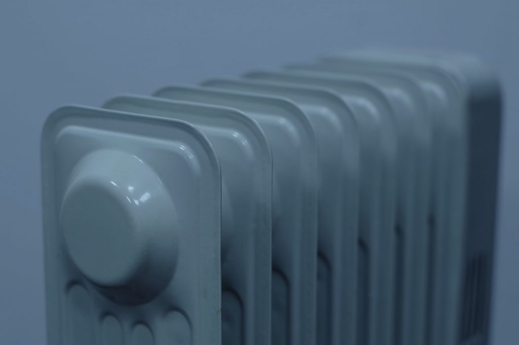 Отопительный сезон в Находке начнется с 15 октября 4 radiator, heating, heat-1244926.jpg