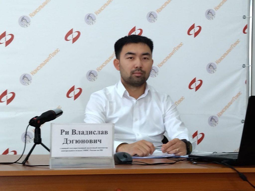 whatsapp image at ..