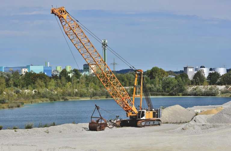 excavator, crane, heavy crane-5556325.jpg