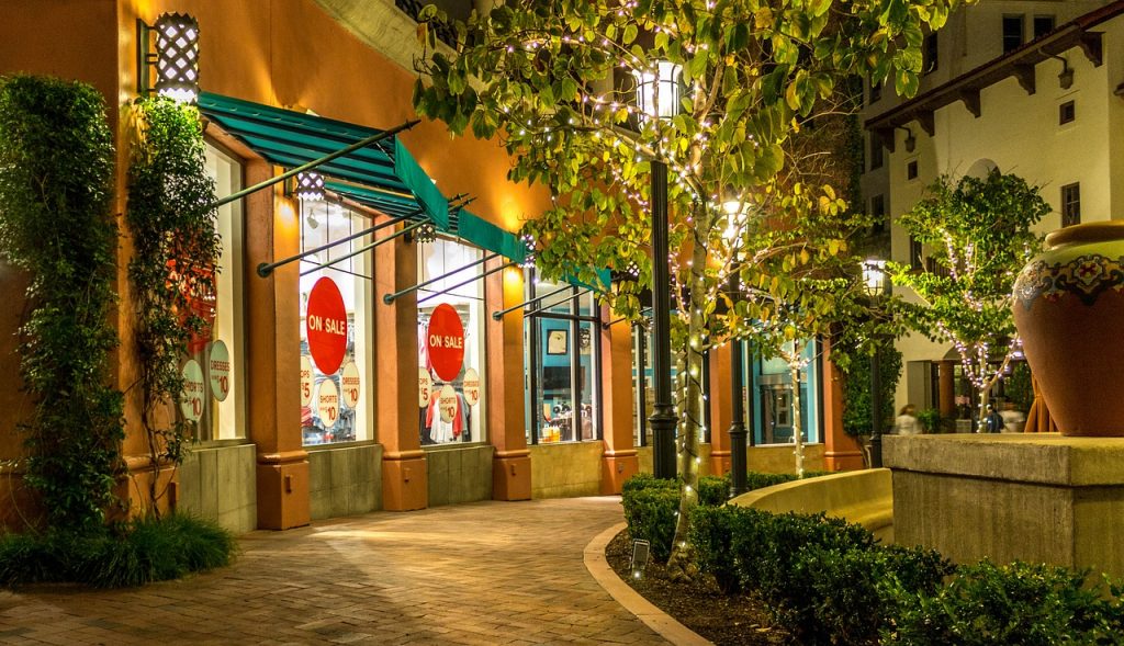 shopping, plaza, business-1910423.jpg