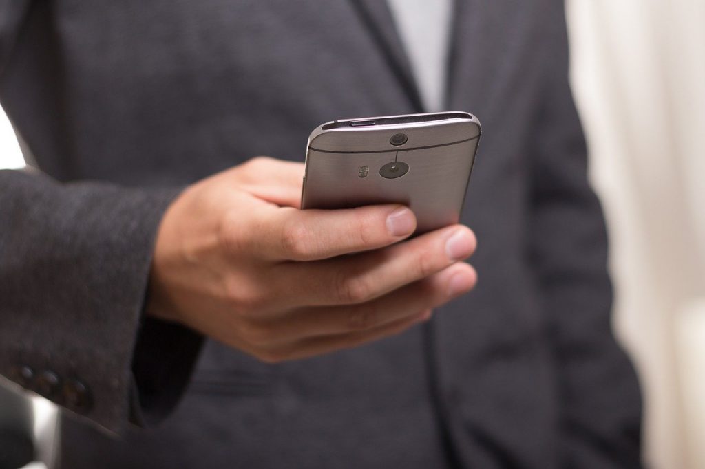 В Приморье появится реестр недобросовестных работодателей 5 telephone, mobile, call-586266.jpg