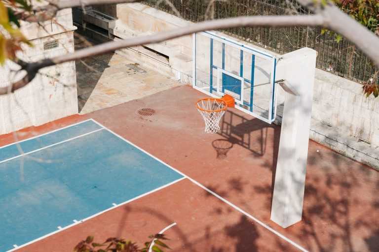 basketball court, basketball, sports-4158462.jpg