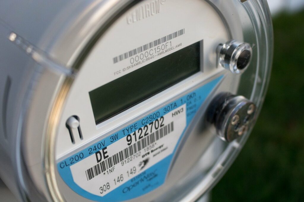 Компенсация коммунальных платежей семьям военных 4 meter, electrical meter, power-3410068.jpg
