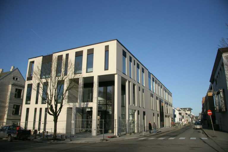 the courthouse in haugesund, court, judge-97070.jpg