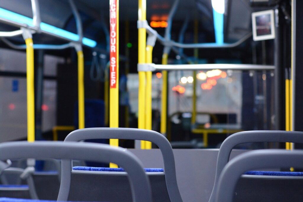 Проезд в автобусах Артема подорожал 1 bus gafe