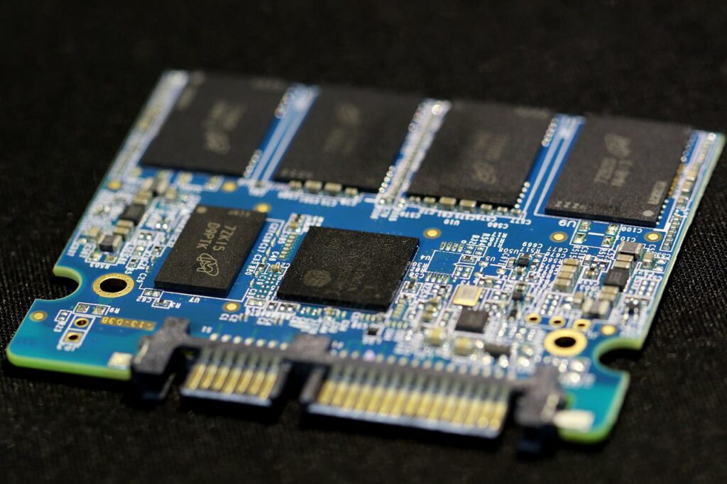 Упрощен порядок ввоза в РФ электронных устройств в 2022 году 1 solid state drive gfab