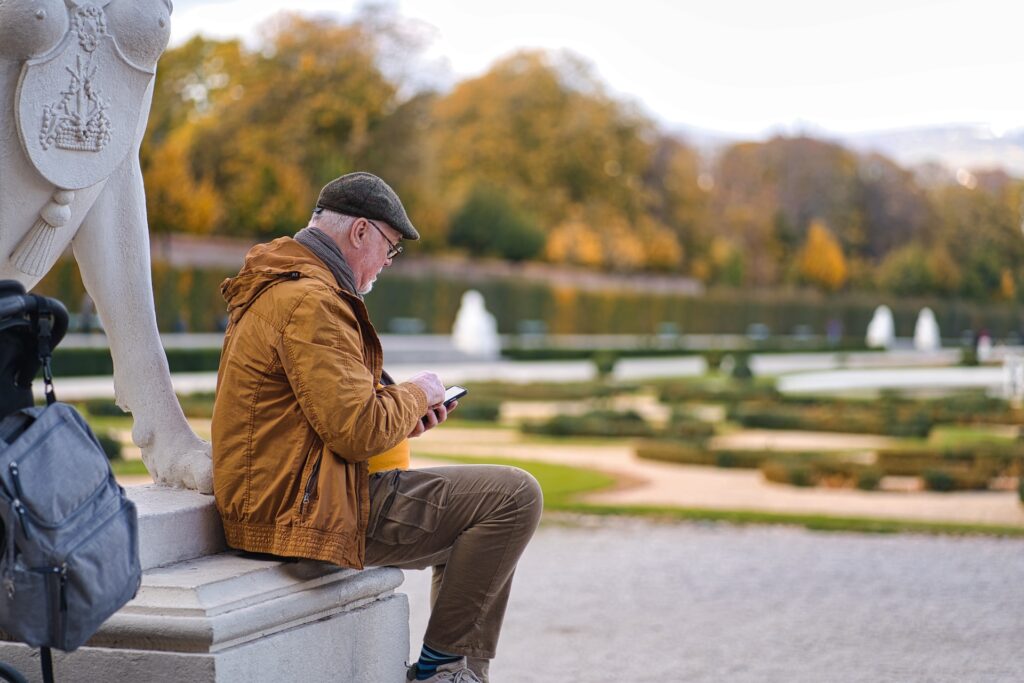 anthony fomin lipgxrccg unsplash