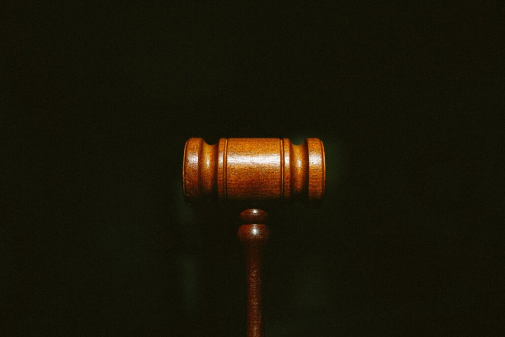 ФНС подготовлен обзор правовых позиций КС РФ и ВС РФ по налоговым спорам 5 tingey injury law firm nspj zlx unsplash