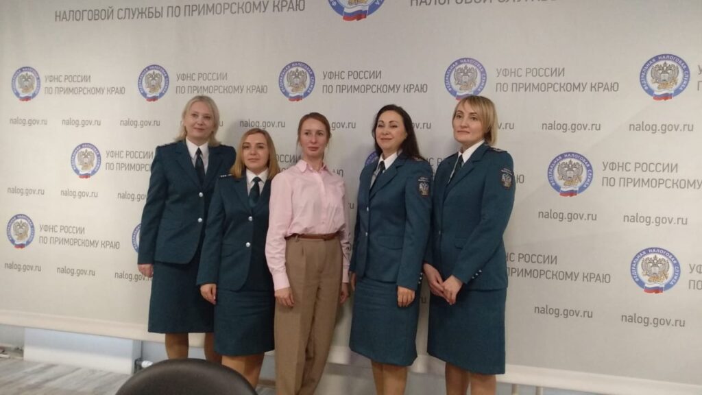 whatsapp image at ..