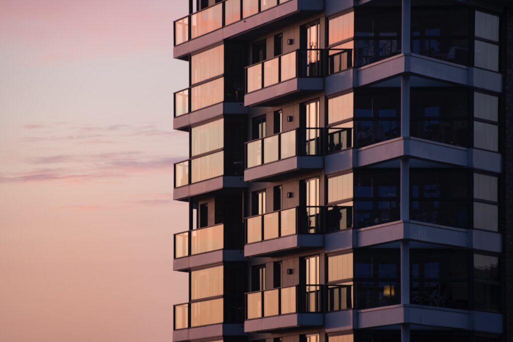 tobias wilden DIQWtsQ unsplash