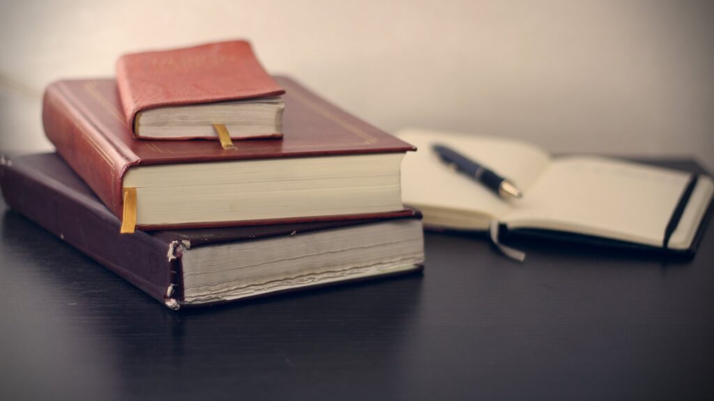Подготовлен первый в этом году обзор наиболее важных судебных решений по спорам о государственной регистрации юрлиц и ИП 1 mikhail pavstyuk EKyOTRPXdw unsplash ()