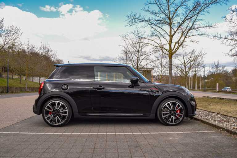 vai jcw f VCRYZKqXU unsplash