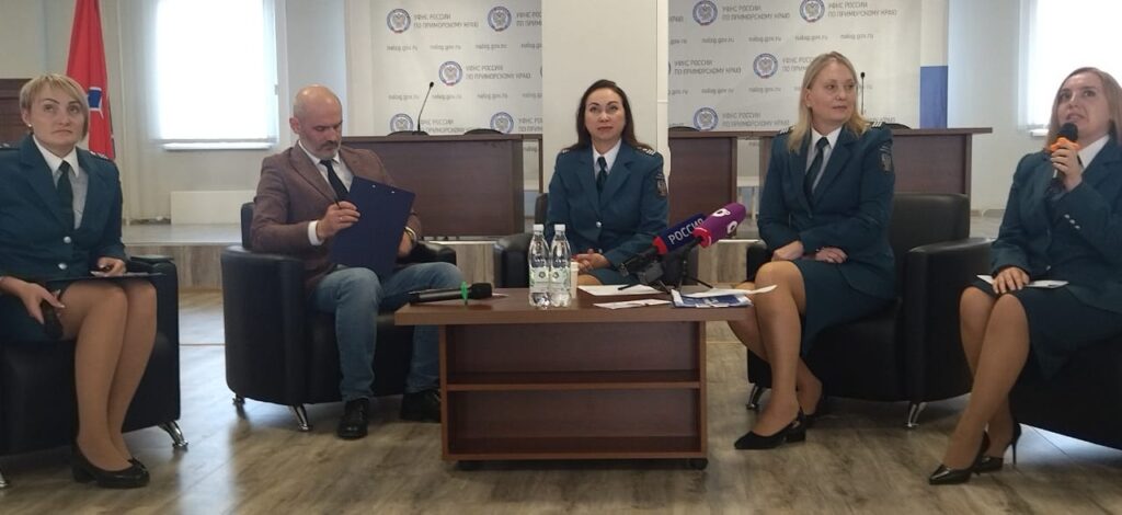 WhatsApp Image at ..()